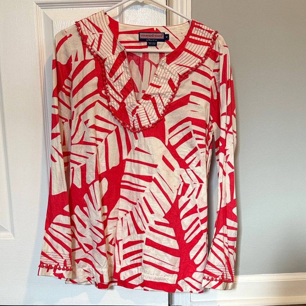 Vineyard Vines Pink and White Leaf Print Blouse